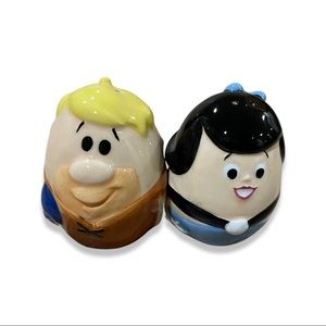 The Flintstones - Barney & Betty Magnetic Salt n' Pepper Shaker